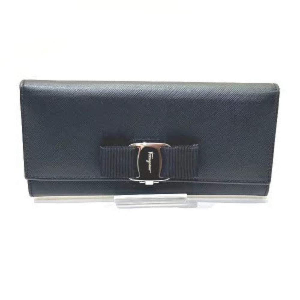 Salvatore Ferragamo Vara Ribbon Long Wallet Bi fold